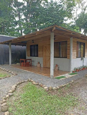 Cabaña Rústica del Bosque